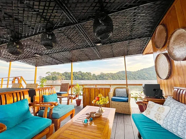 Private sun terrace on the cruise ship Image