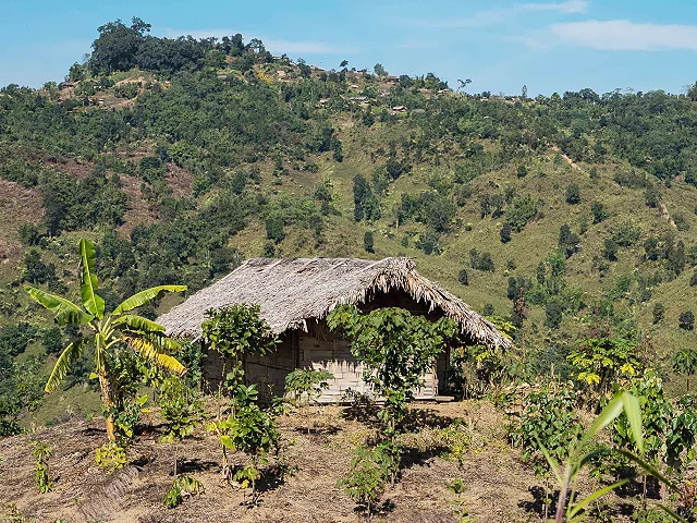 LONGWA ON THE BORDER WITH MYANMAR - Image Six 