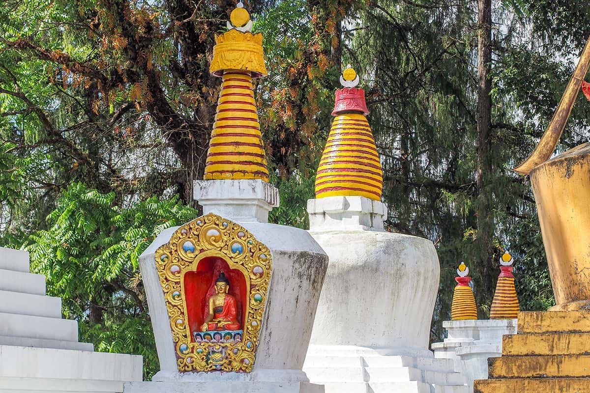 sikkim.ch | Nordostinidien und Sikkim Reisen - Bild zu Sikkim heilige Höhlen Trekking- und Wanderreise